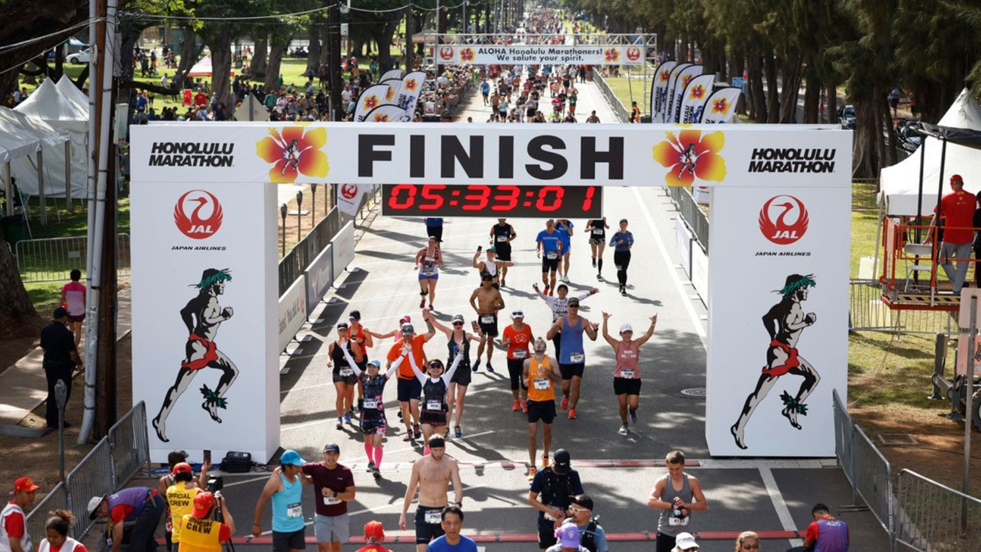Finish line at the Honolulu Marathon